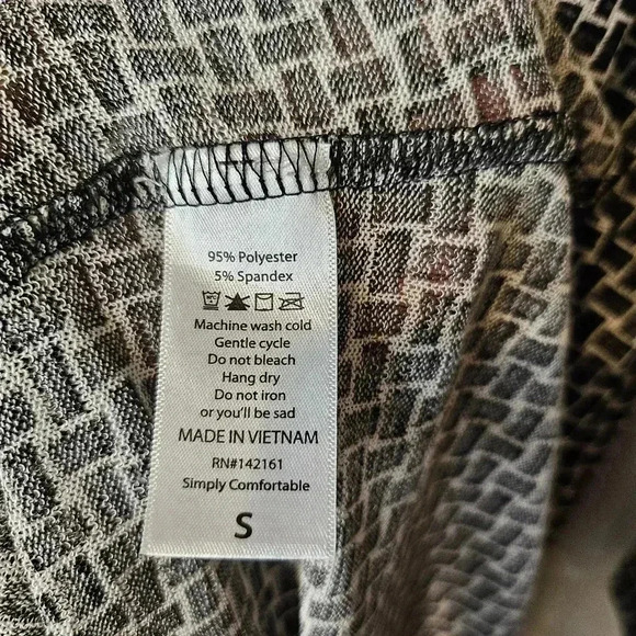 Lularoe Black White Romantic Cover Up Lattice Print Medium Weight Semi Sheer S - Picture 5 of 8